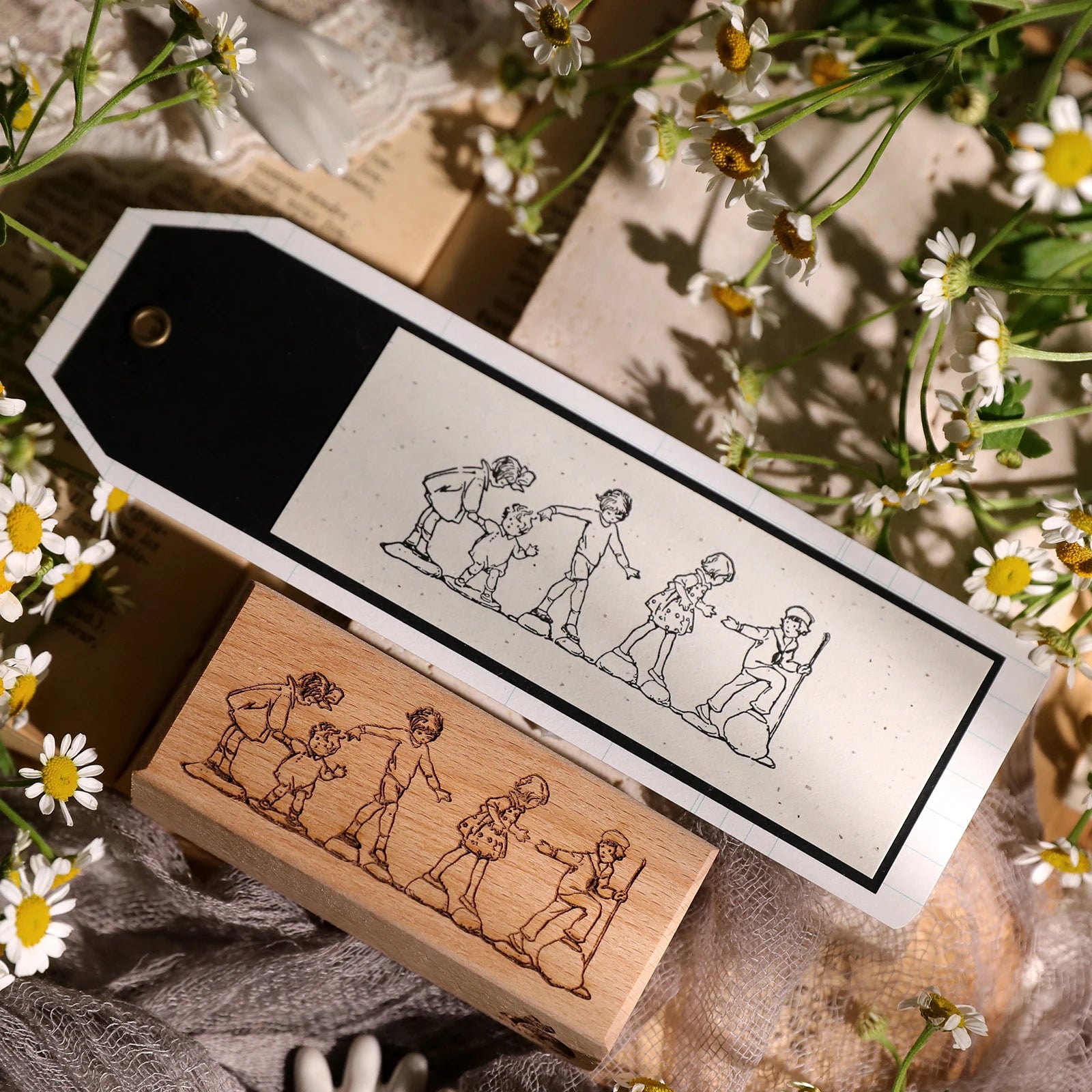 Vintage Flower & Bear Wooden Rubber Stamp – DIY Scrapbooking & Card Making