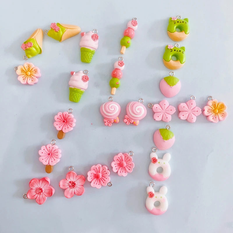 Cat Bread Flower Resin Charms – 10PCS DIY Pendants for Jewelry & Crafts