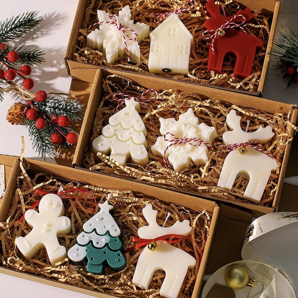 🕯️ 3PCS Gingerbread Man, Elk, Pine & Snowflake Scented Candle Silicone Mold – DIY Winter Home Decor & Handmade Christmas Gifts