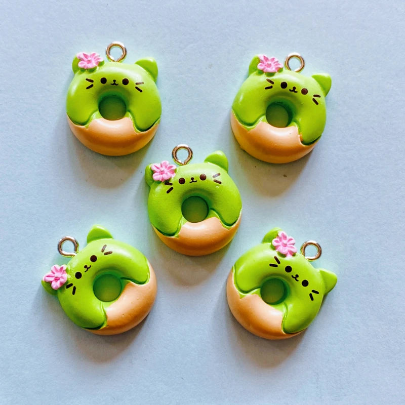 Cat Bread Flower Resin Charms – 10PCS DIY Pendants for Jewelry & Crafts