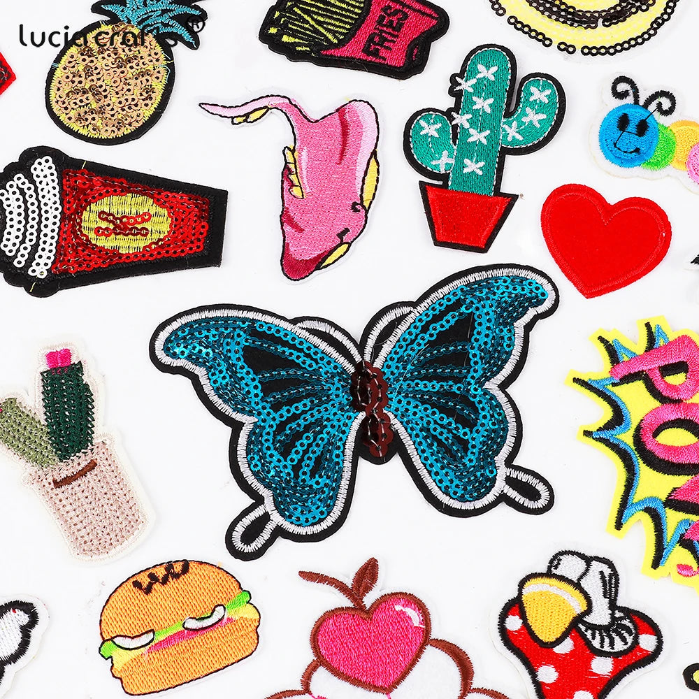 Random Mix Embroidered Iron-On Patches – DIY Clothing & Jeans Applique