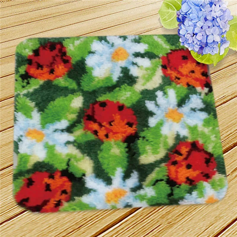 Flower Latch Hook Kit – DIY Embroidery Rug & Pillow Craft Set