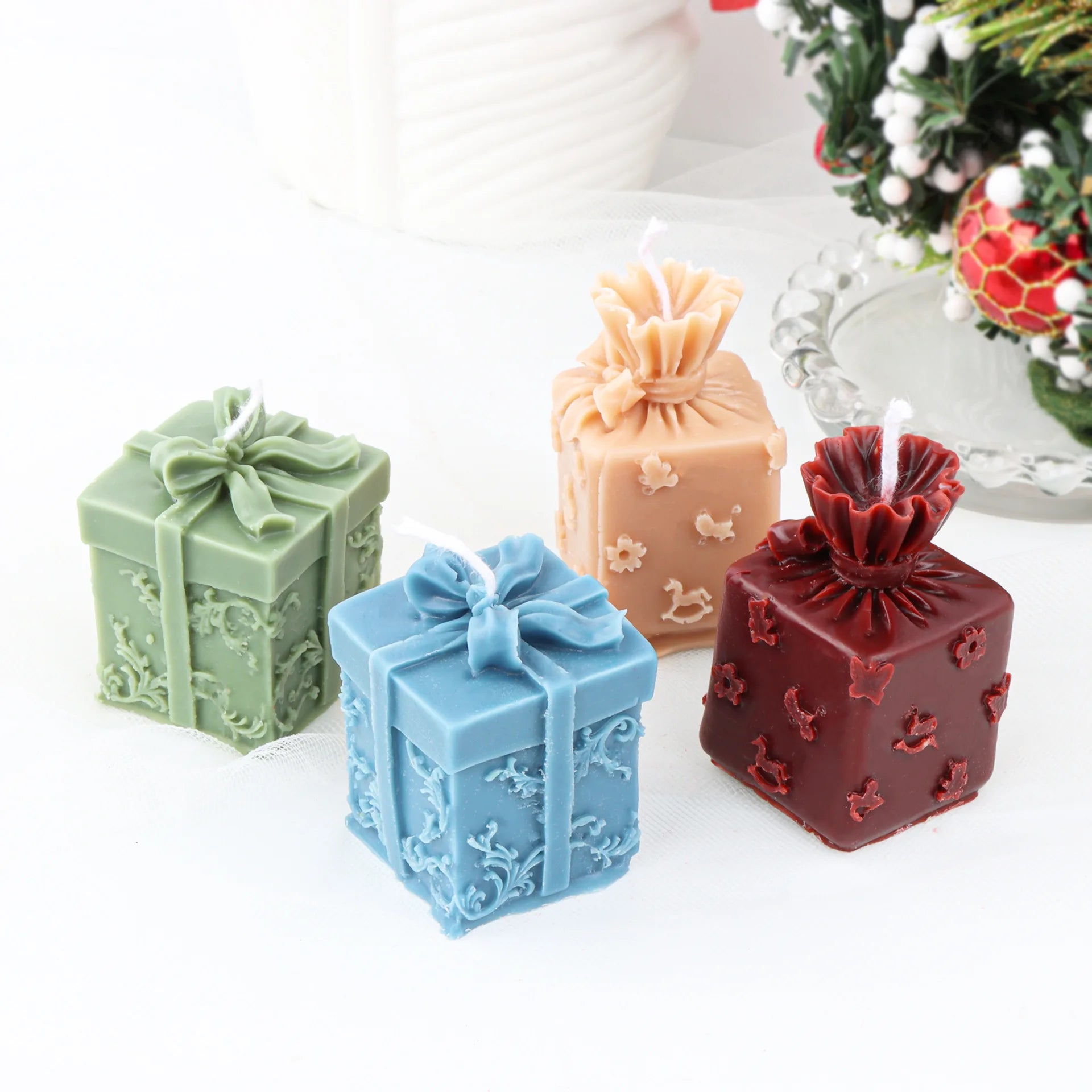 Christmas Bow Gift Box Candle Mold – Silicone Mold for DIY Candles & Plaster Crafts