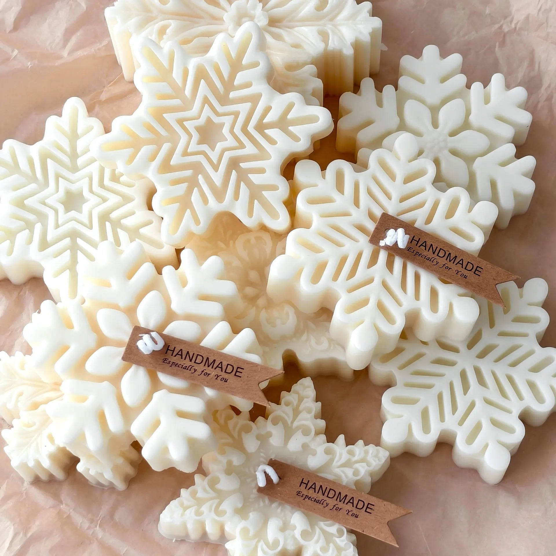 ❄️ Snowflake Candle Silicone Mold – DIY Christmas Soap, Wax Melt, Aroma Stone & Handmade Holiday Decor Gift