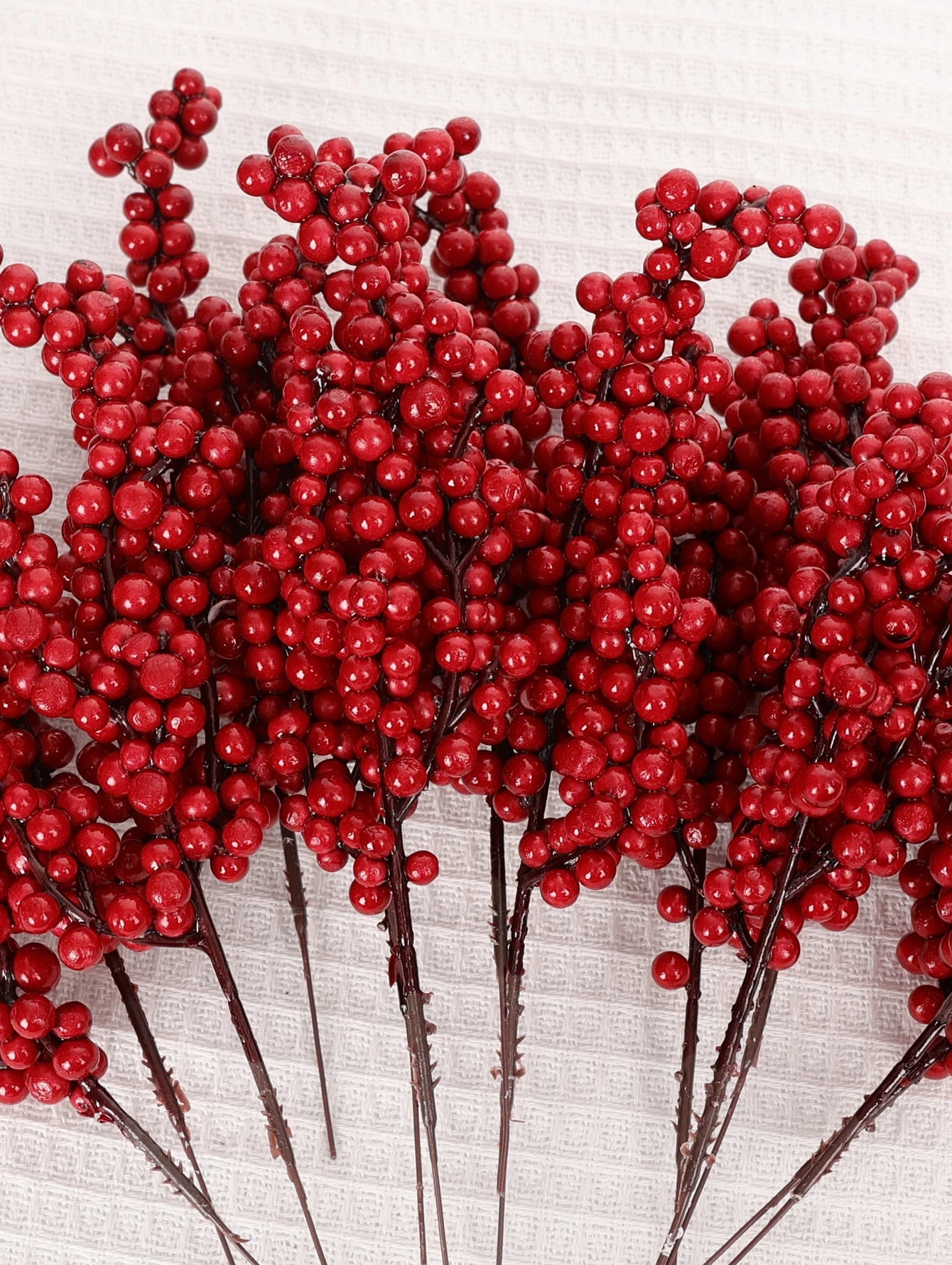 Artificial Red Berry Stems – Christmas Decoration & DIY Craft Supplies