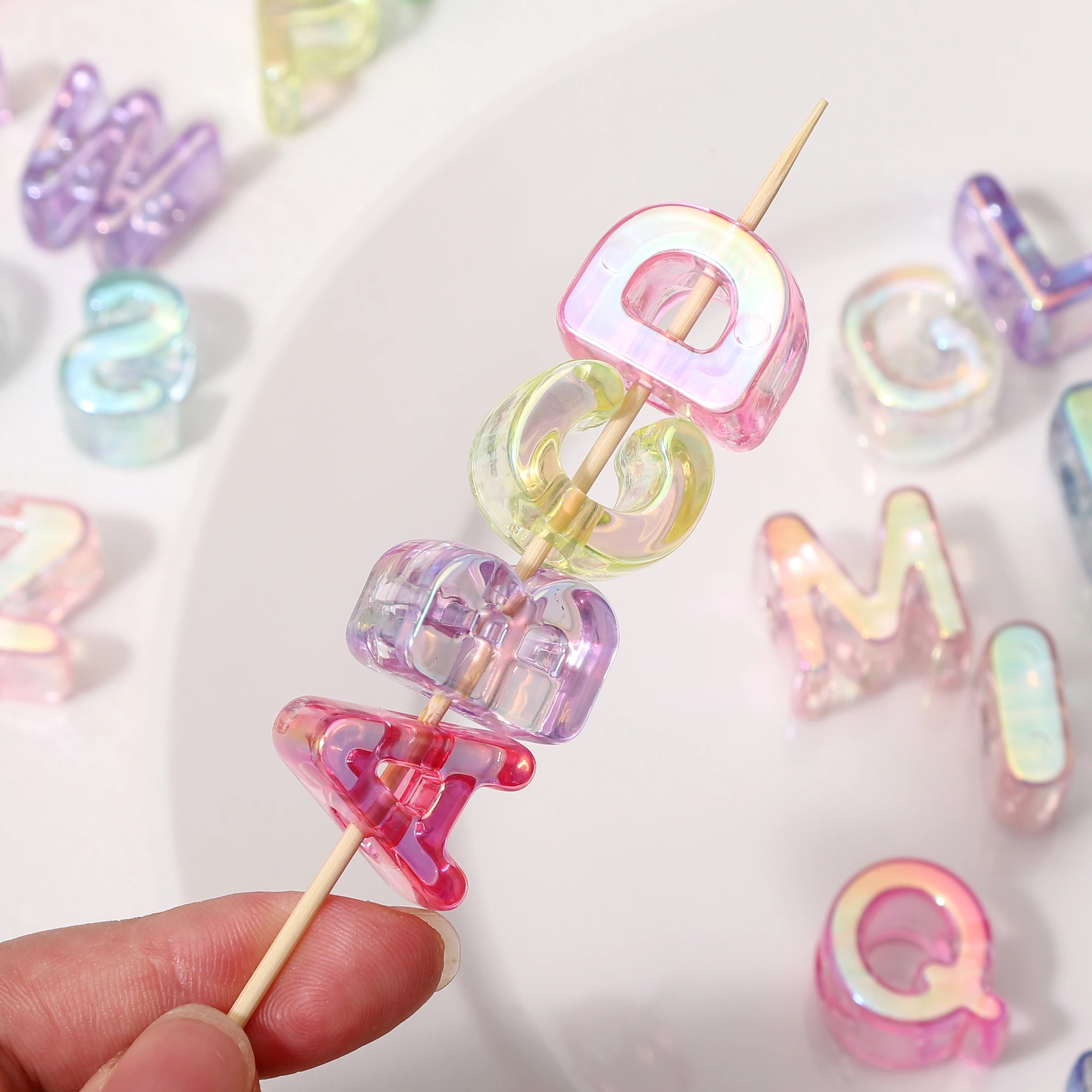 Mixed Color Acrylic Letter Beads – 5PCS Clear Spacer Beads for Jewelry & DIY Crafts