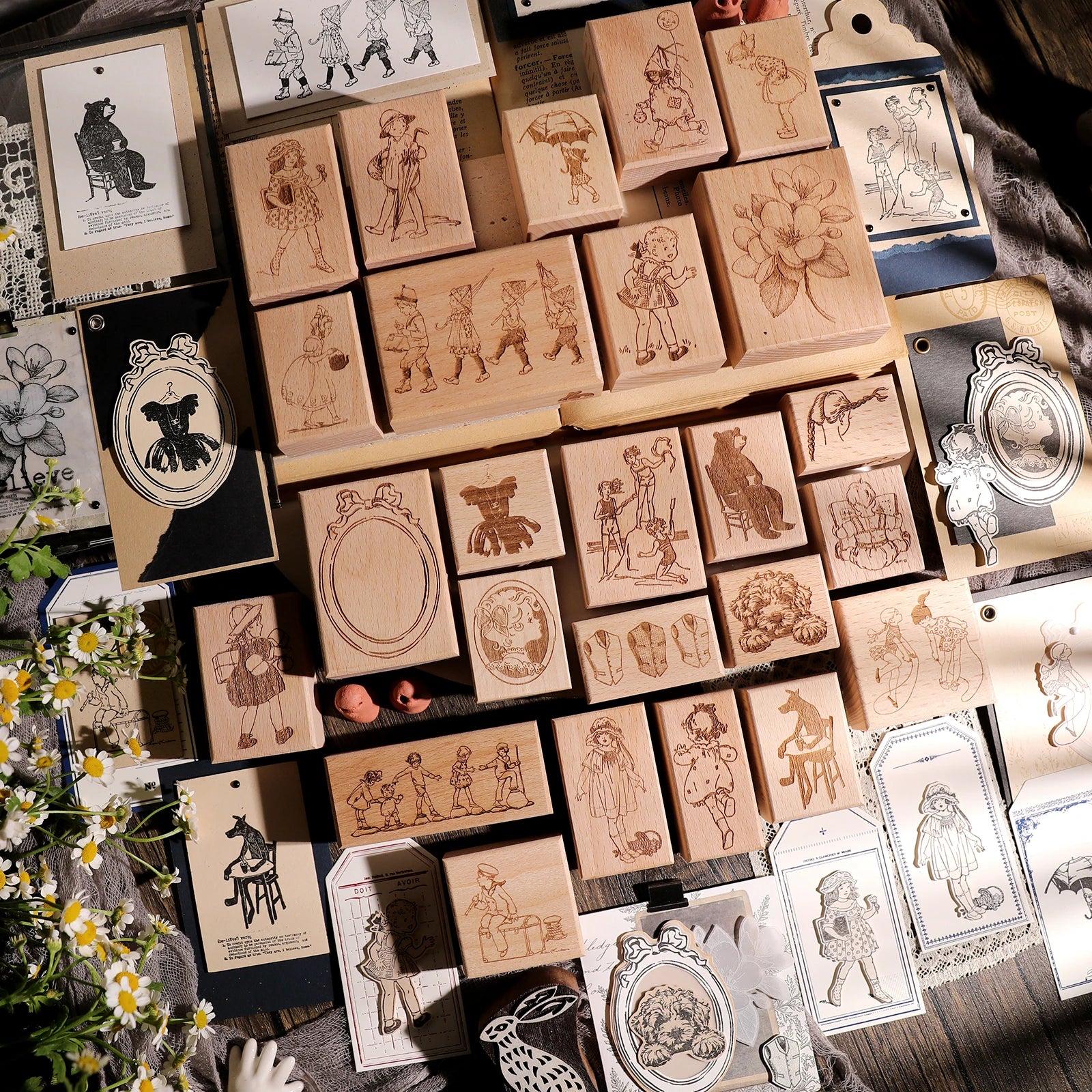 Vintage Flower & Bear Wooden Rubber Stamp – DIY Scrapbooking & Card Making