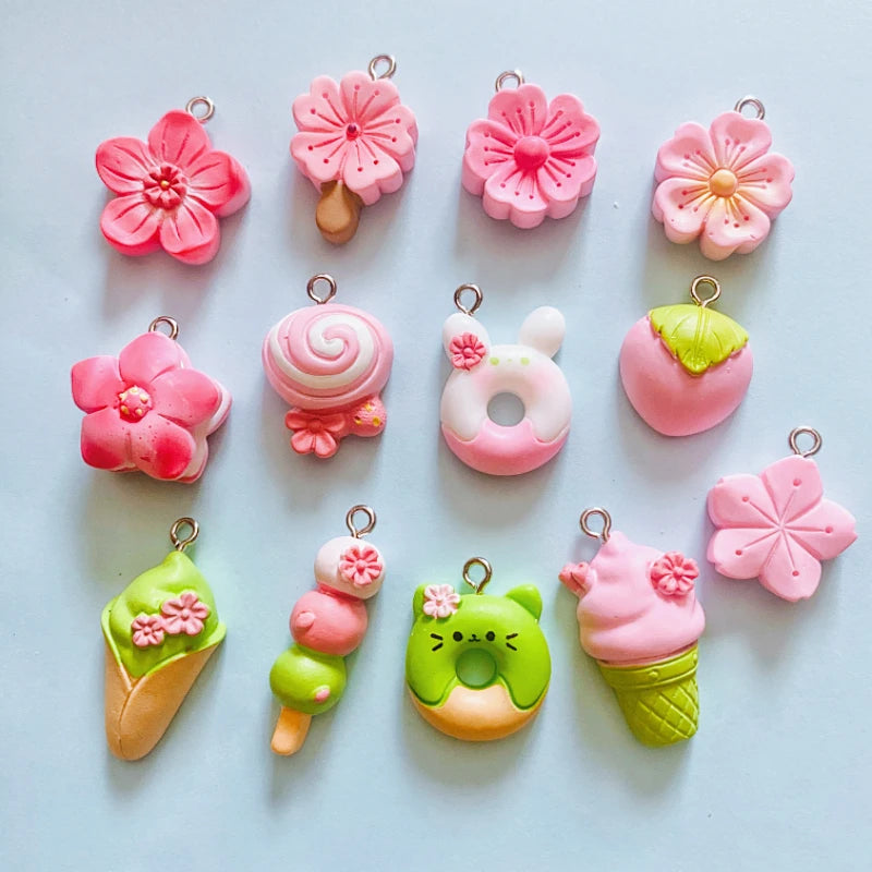 Cat Bread Flower Resin Charms – 10PCS DIY Pendants for Jewelry & Crafts