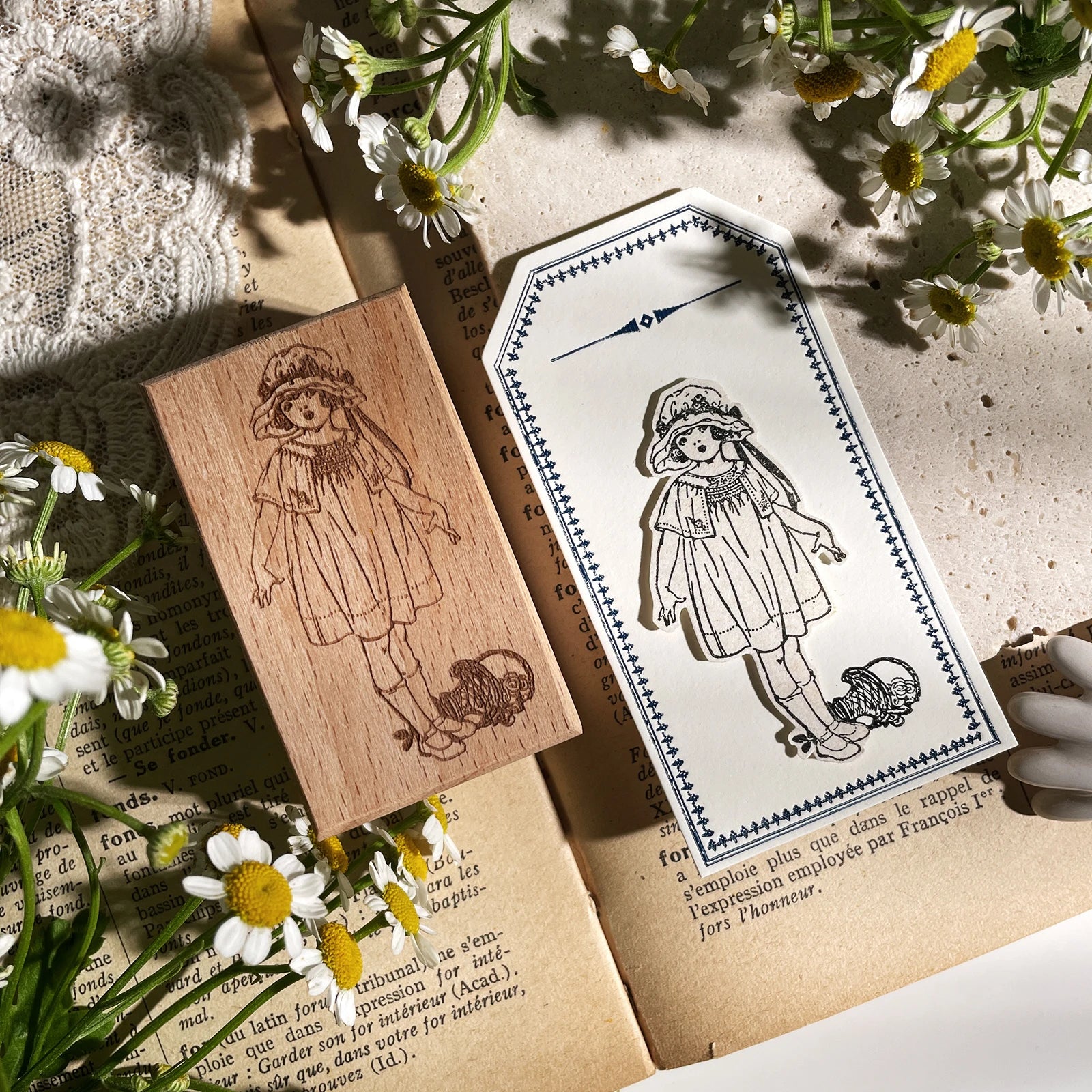 Vintage Flower & Bear Wooden Rubber Stamp – DIY Scrapbooking & Card Making