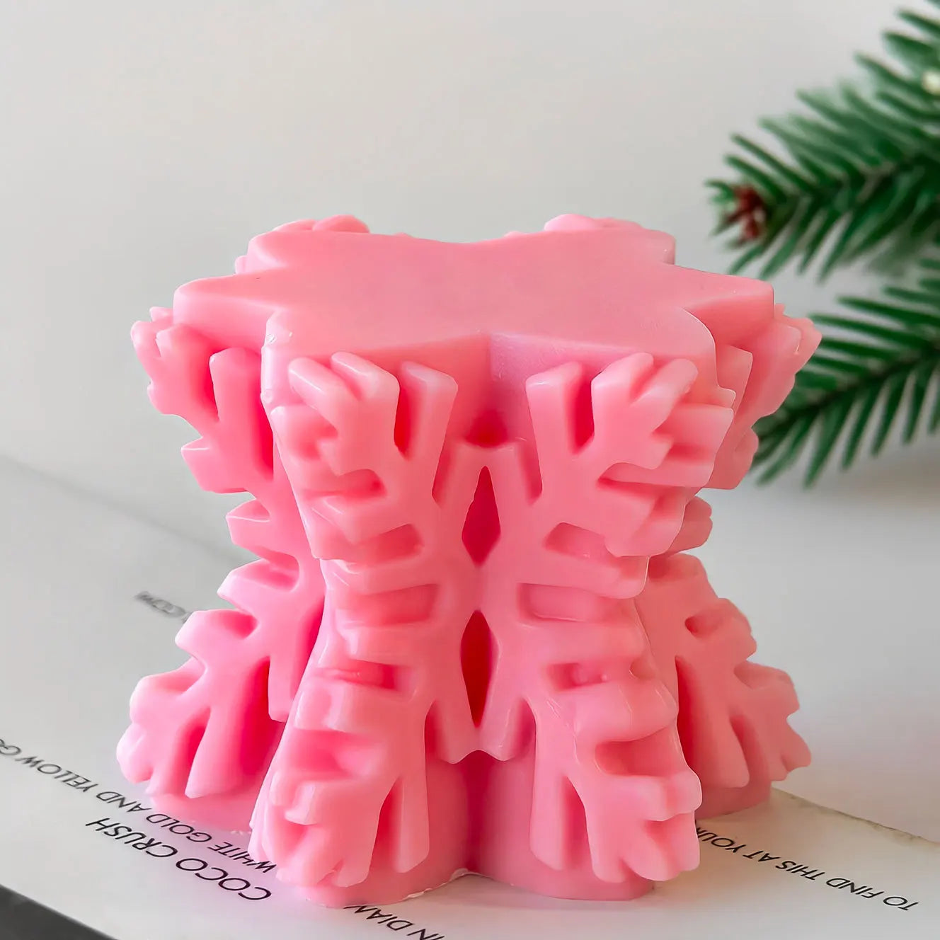 ❄️ Christmas Snowflake Pillar Candle Silicone Mold – DIY Candle, Soap & Chocolate Craft Mould