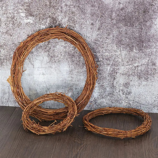 Christmas Wicker Vine Wreath – Artificial Rattan Garland Ring (8–30CM)