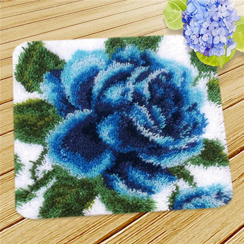 Flower Latch Hook Kit – DIY Embroidery Rug & Pillow Craft Set