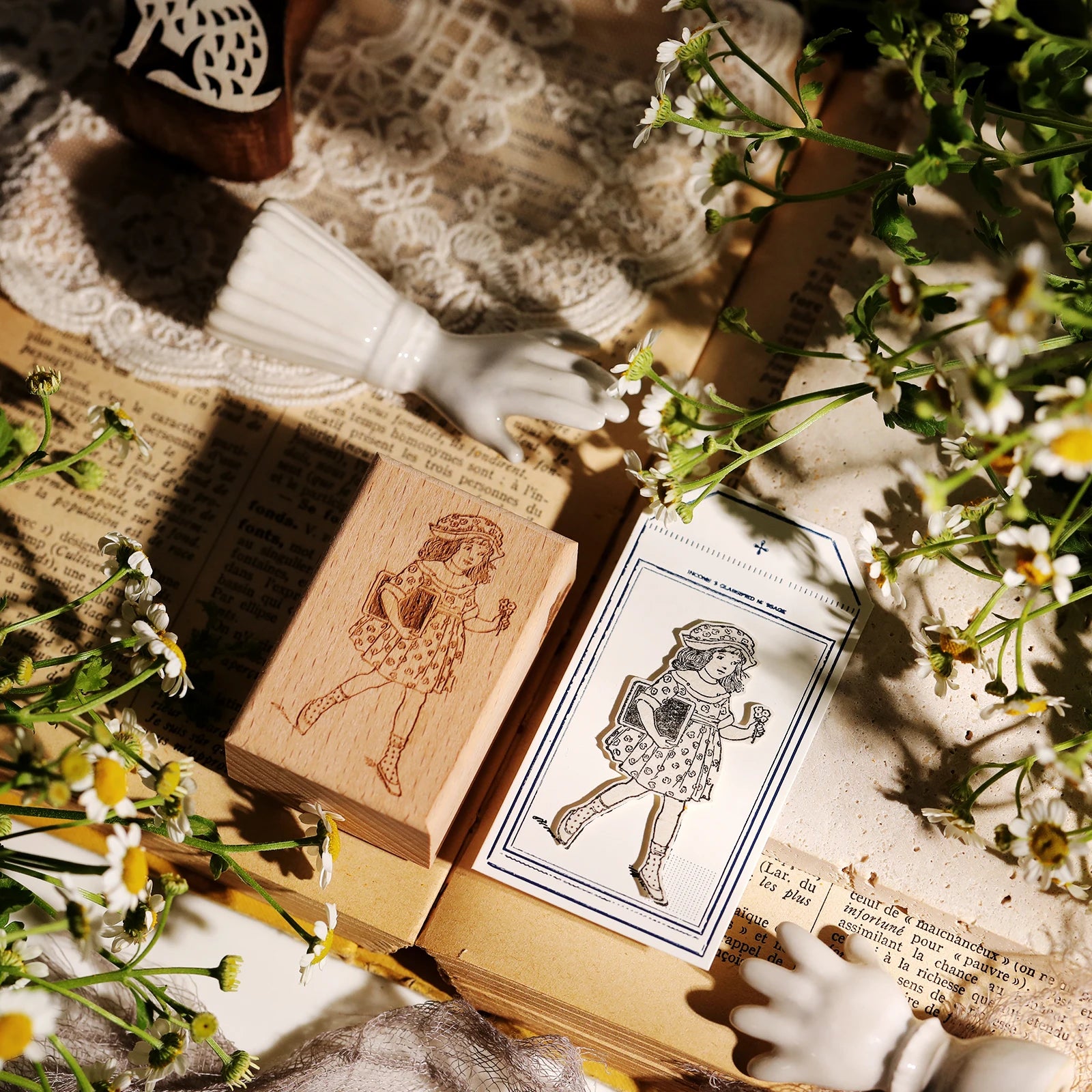 Vintage Flower & Bear Wooden Rubber Stamp – DIY Scrapbooking & Card Making