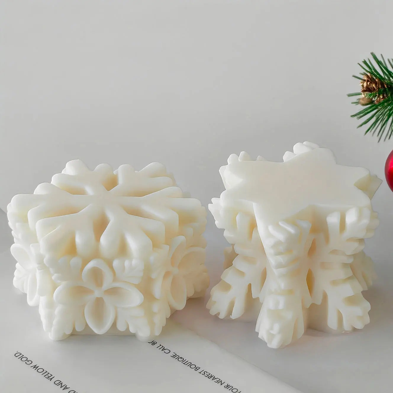 ❄️ Christmas Snowflake Pillar Candle Silicone Mold – DIY Candle, Soap & Chocolate Craft Mould