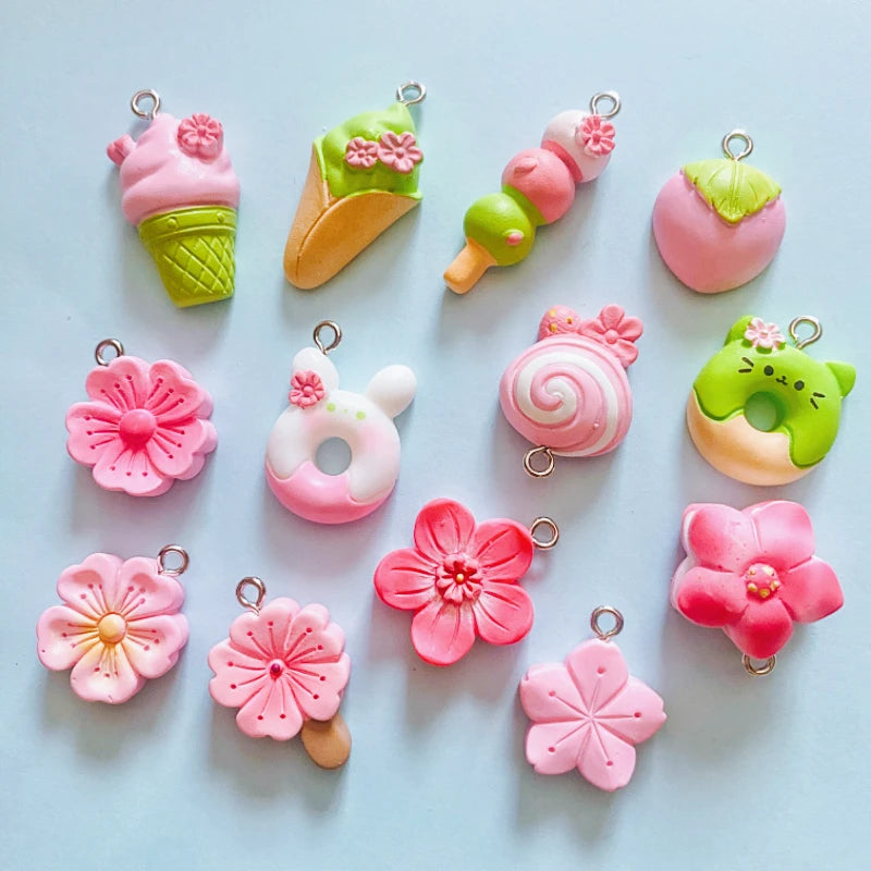 Cat Bread Flower Resin Charms – 10PCS DIY Pendants for Jewelry & Crafts