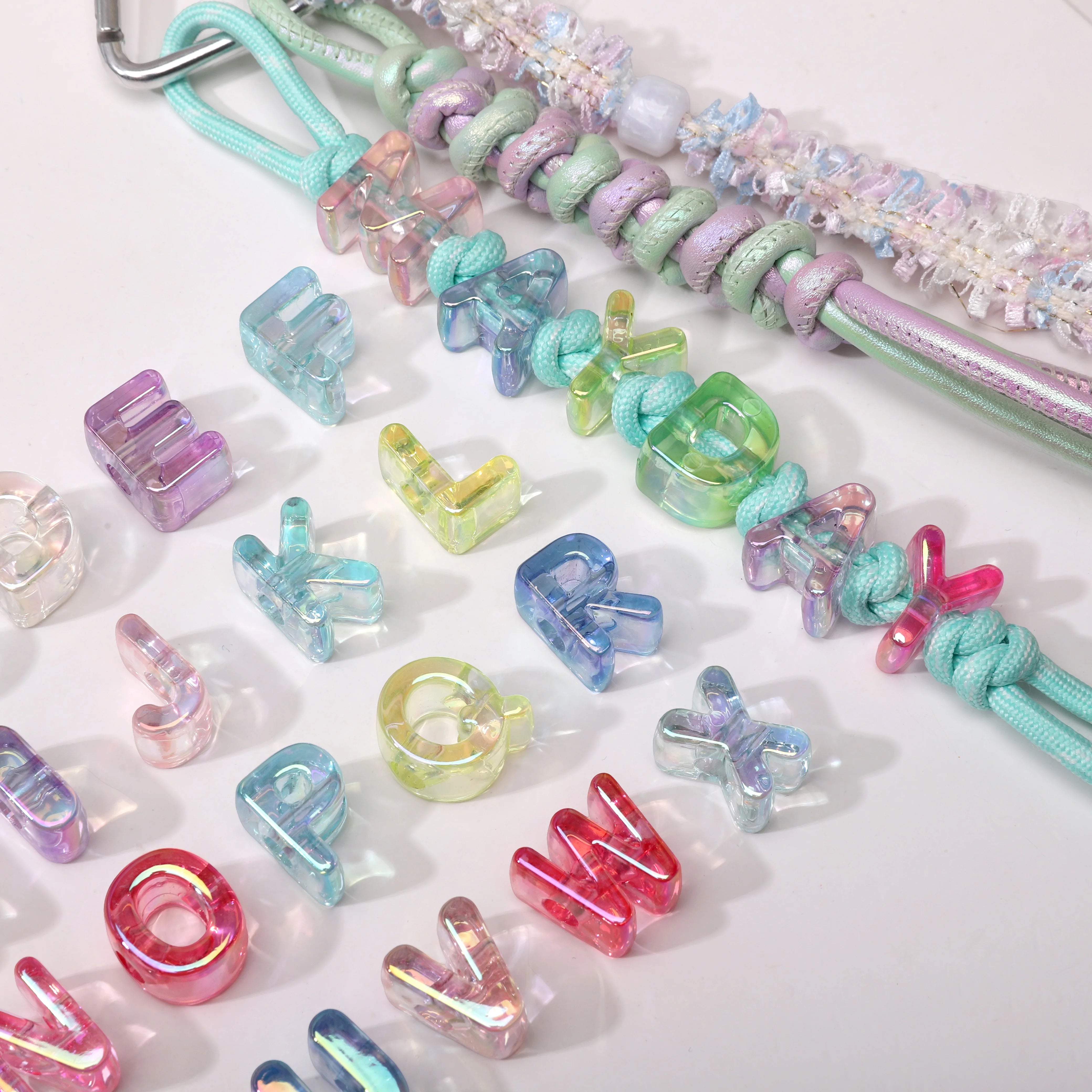 Mixed Color Acrylic Letter Beads – 5PCS Clear Spacer Beads for Jewelry & DIY Crafts