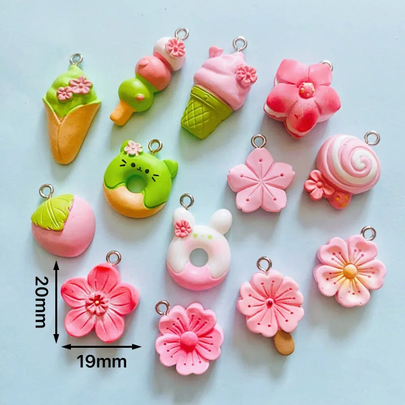Cat Bread Flower Resin Charms – 10PCS DIY Pendants for Jewelry & Crafts
